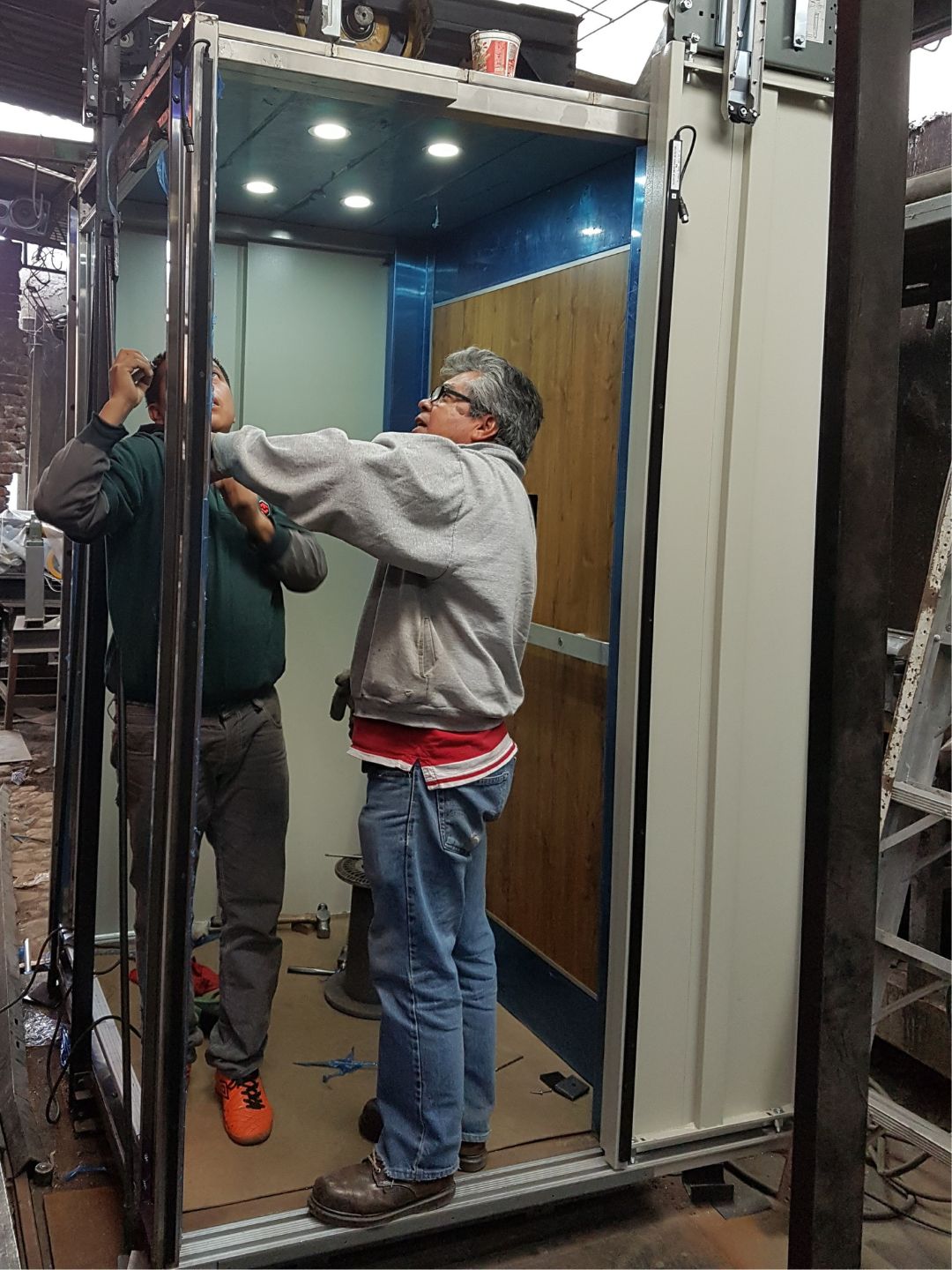 servicio tecnico a elevadores de carga y montacargas cdmx guadalajara y monterrey